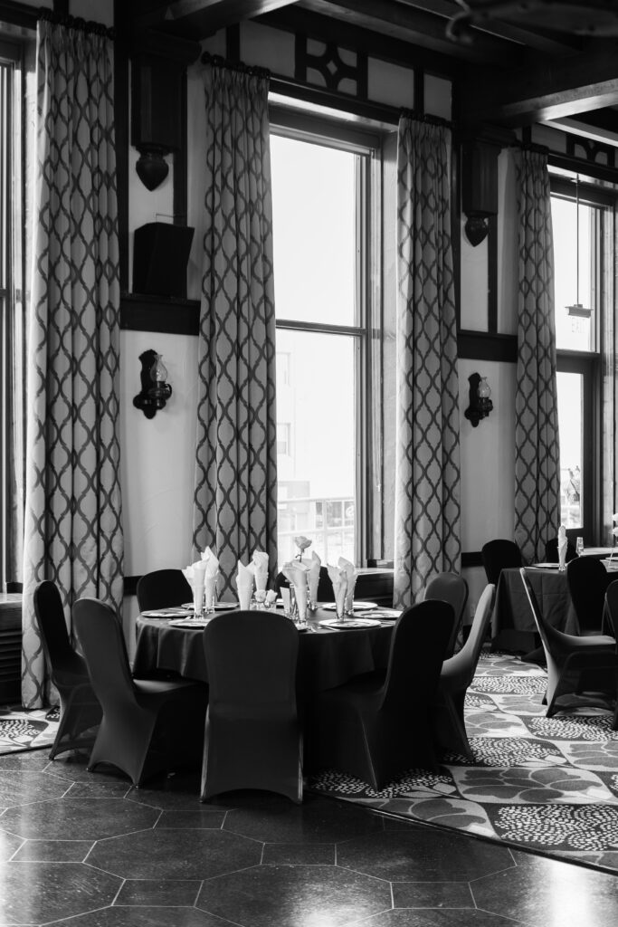 hotel alex johnson, rapid city, wandering wilde media, winter wedding in the black hills